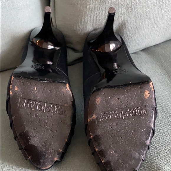 White House Black Market Black heels - Picture 4 of 4